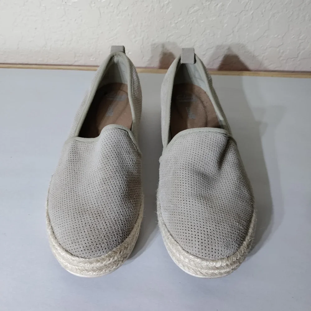 Clarks Cloudsteppers Grey Perforated Suede Espadrille Slip On Loafers Womens 9.5